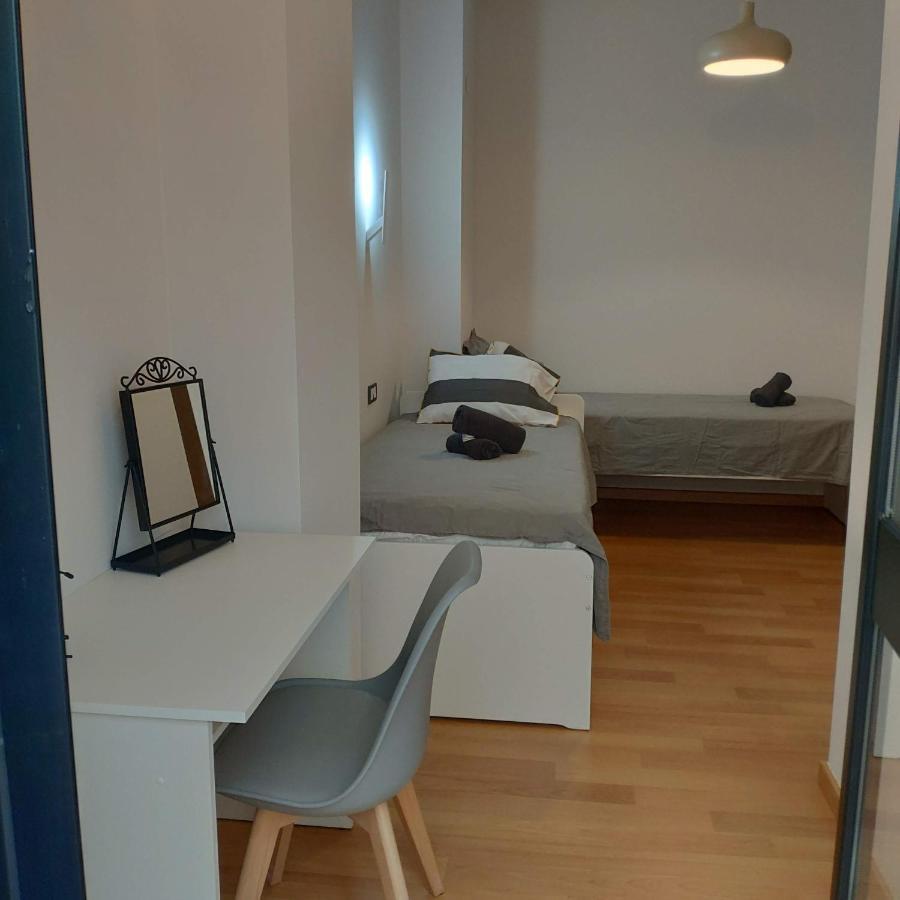 Unique apartment in Málaga city center with pool Exterior foto